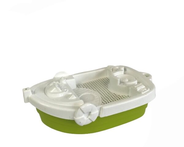 Детска играчка лодка