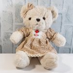 Плюшена играчка мече с дрехи