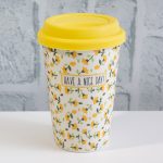 Порцеланова чаша със силиконов капак