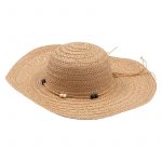 Шапка дамска капела с дървени топчета